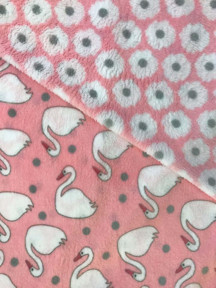 Double Sided Supersoft Fleece Swans and Flowers Pink 